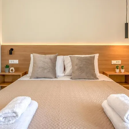Villenia Luxury Apartment *