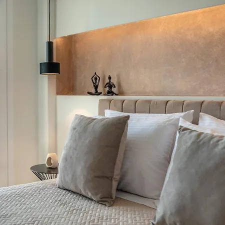 Villenia Luxury *