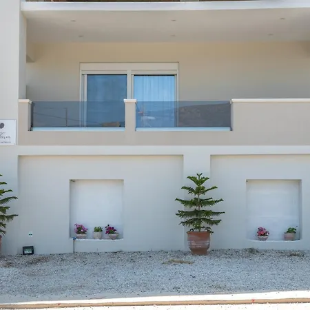 Villenia Luxury Apartment *